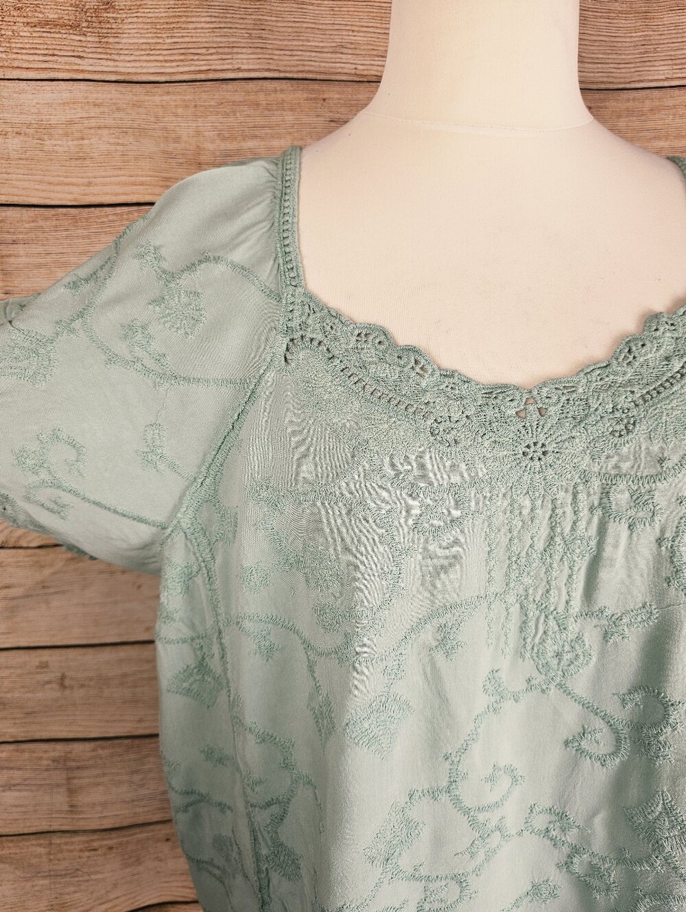 Democracy NWT Embroidered Green Boho Blouse Plus Size 3X - Picture 2 of 6